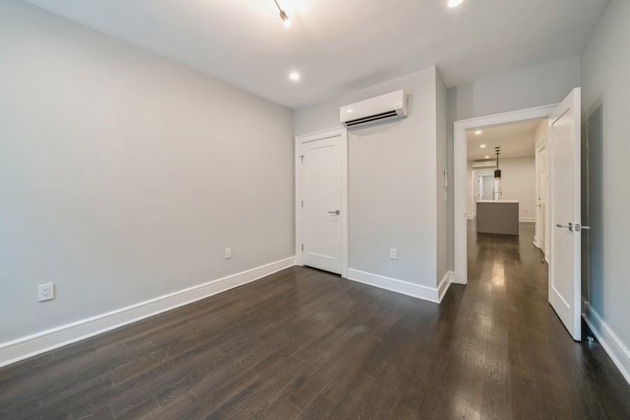 256 MONTGOMERY ST Unit: 1