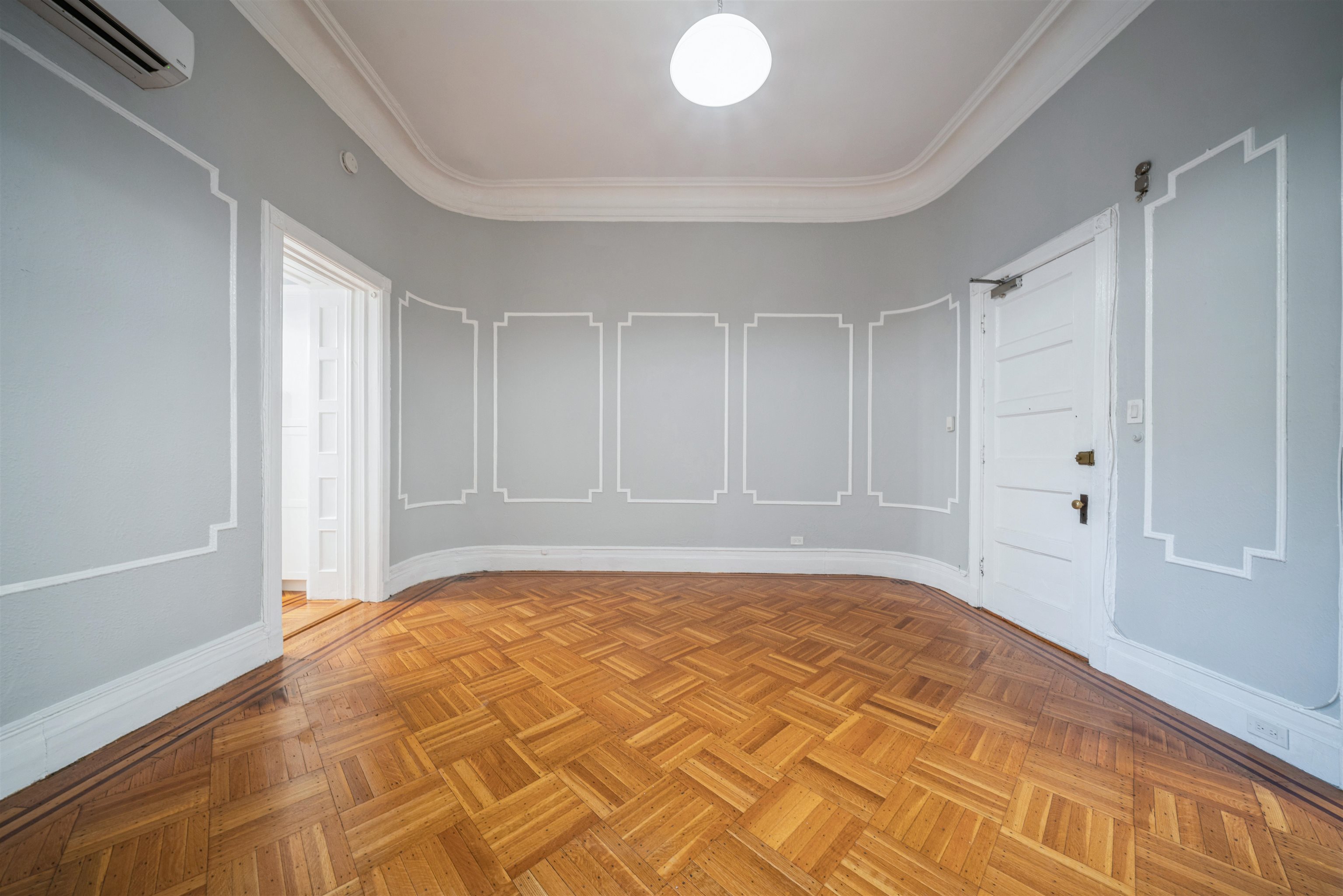 256 MONTGOMERY ST Unit: 2