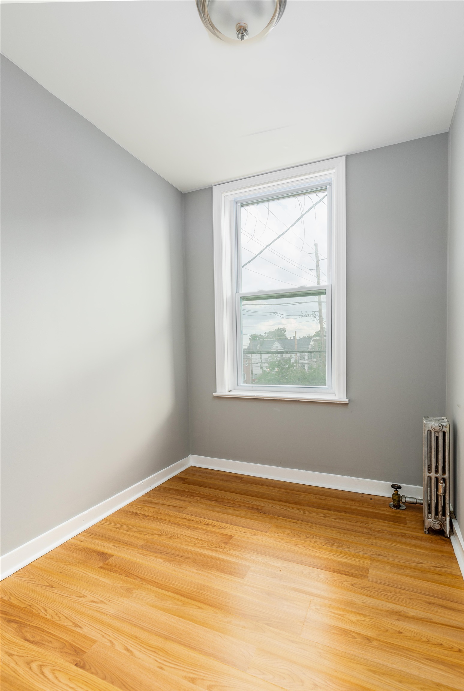 2A DWIGHT ST