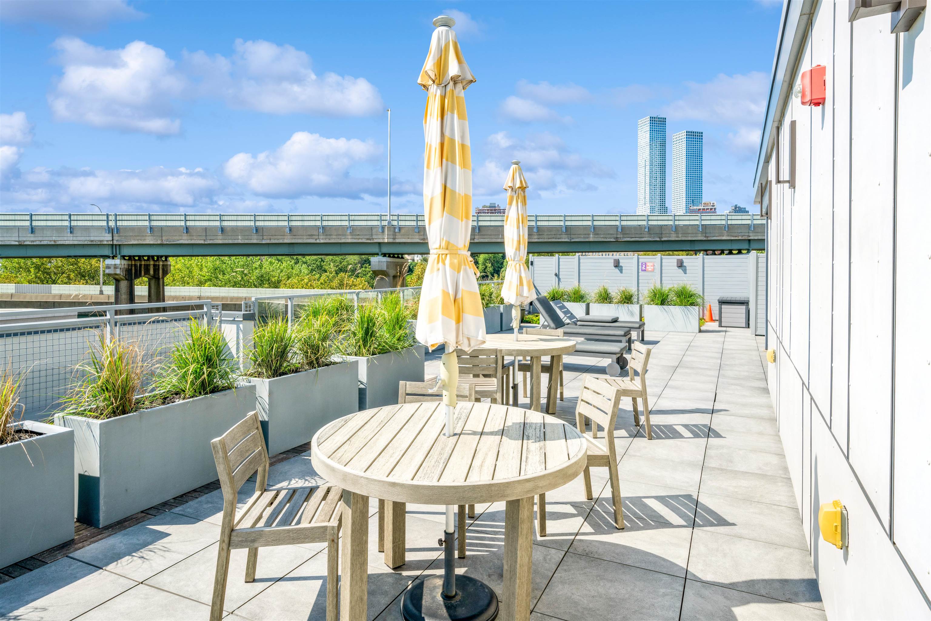 380 NEWARK AVE Unit: 305