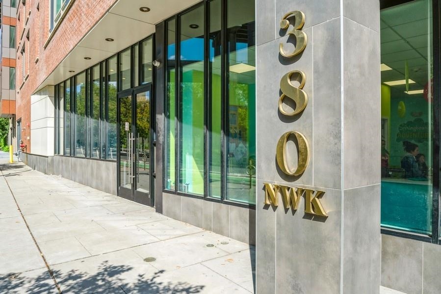 380 NEWARK AVE Unit: 305