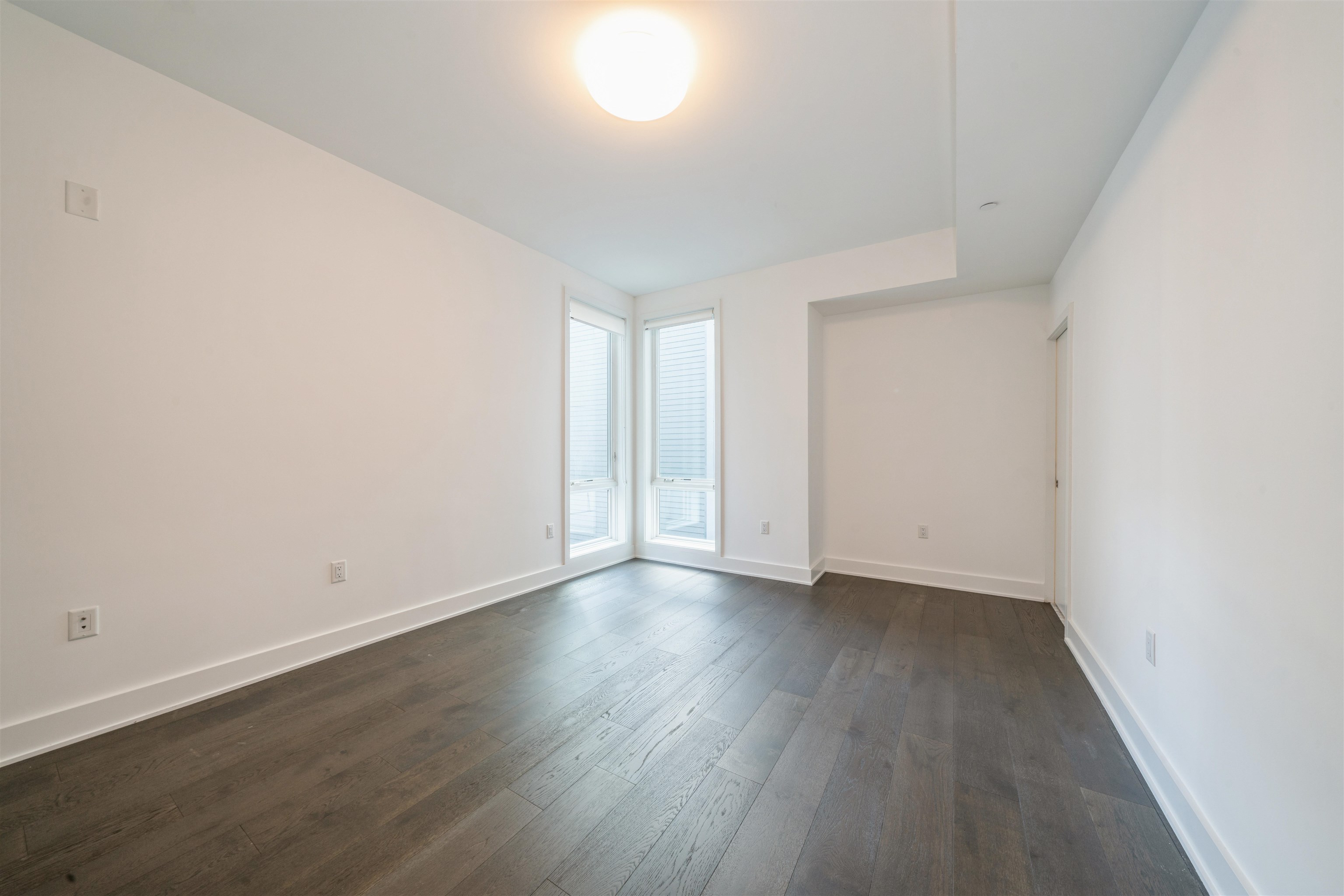 380 NEWARK AVE Unit: 305