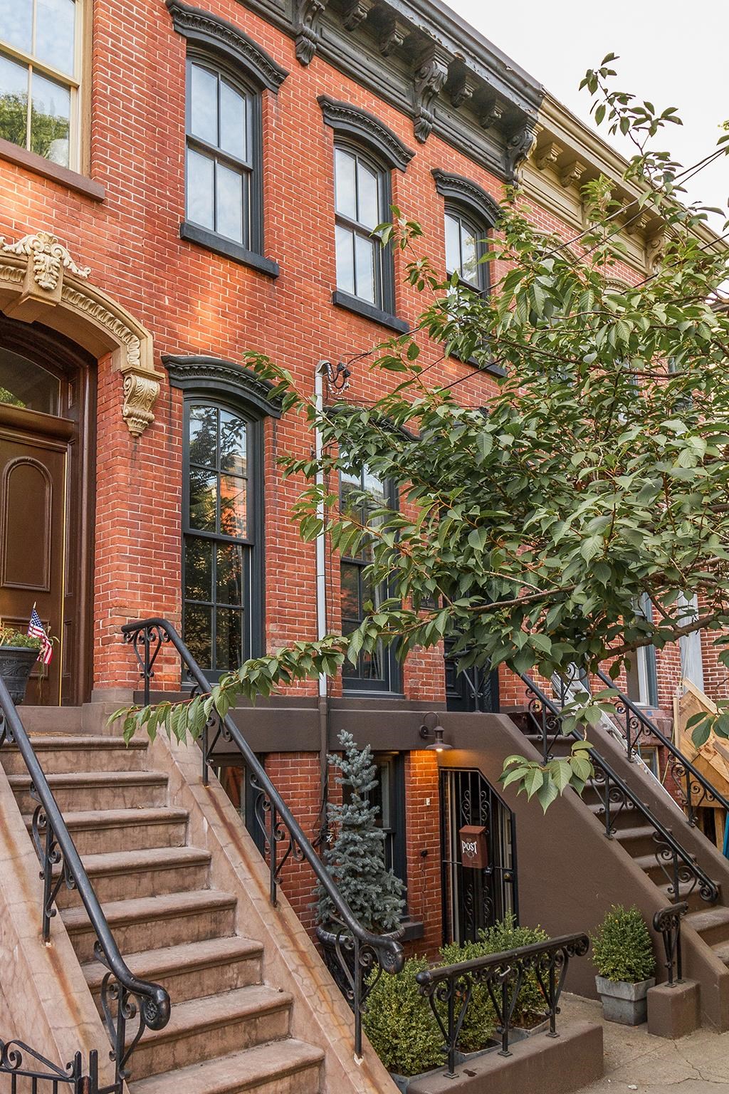 149 COLES ST