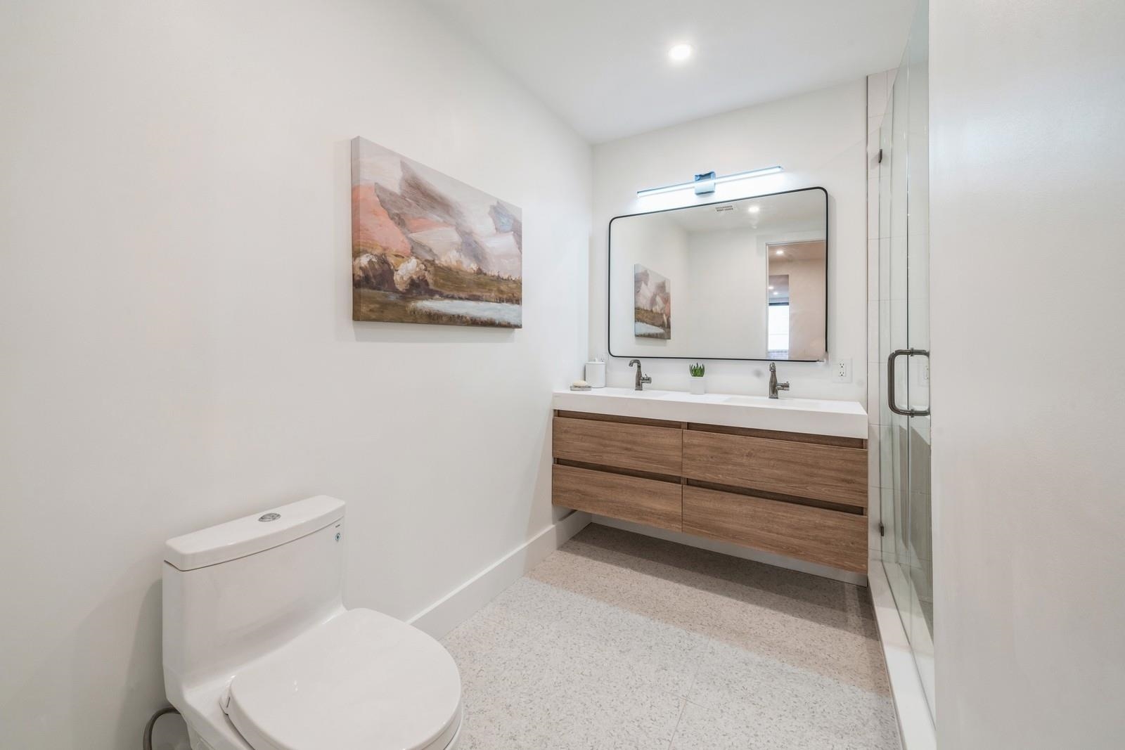 87 BRIGHT ST Unit: 2