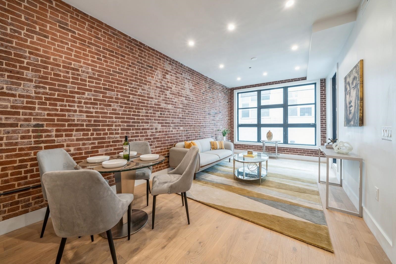 87 BRIGHT ST Unit: 2