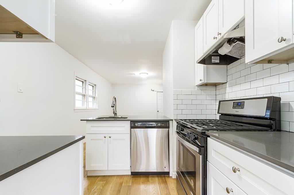 19 EAST 36TH ST