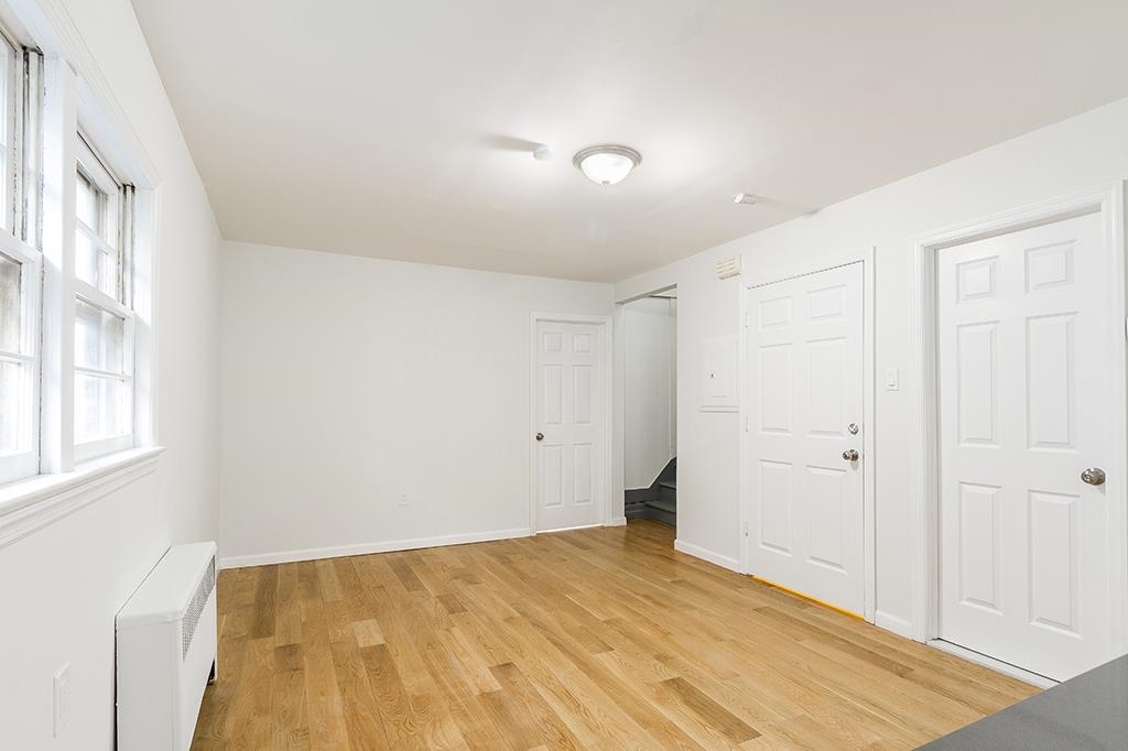 19 EAST 36TH ST