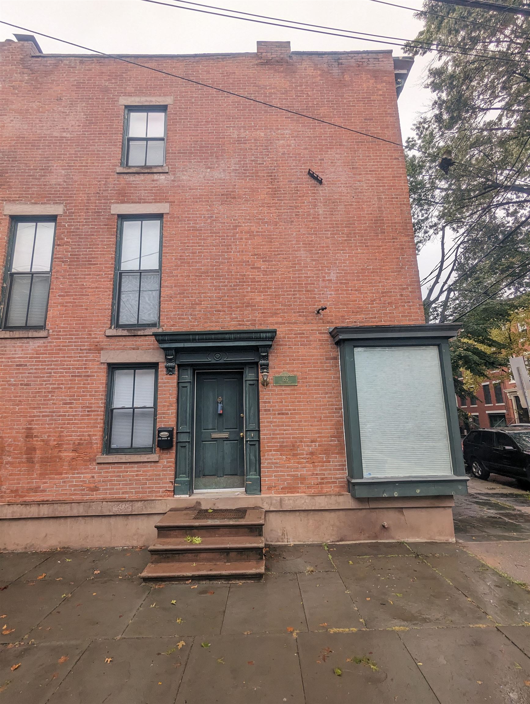 155 COLES ST