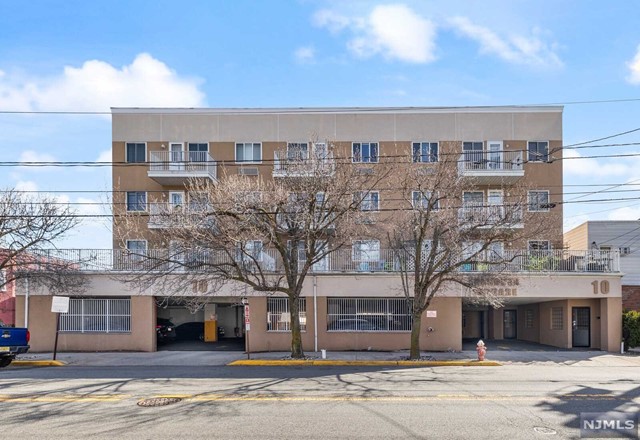 10 Palisade Avenue Unit: 4B