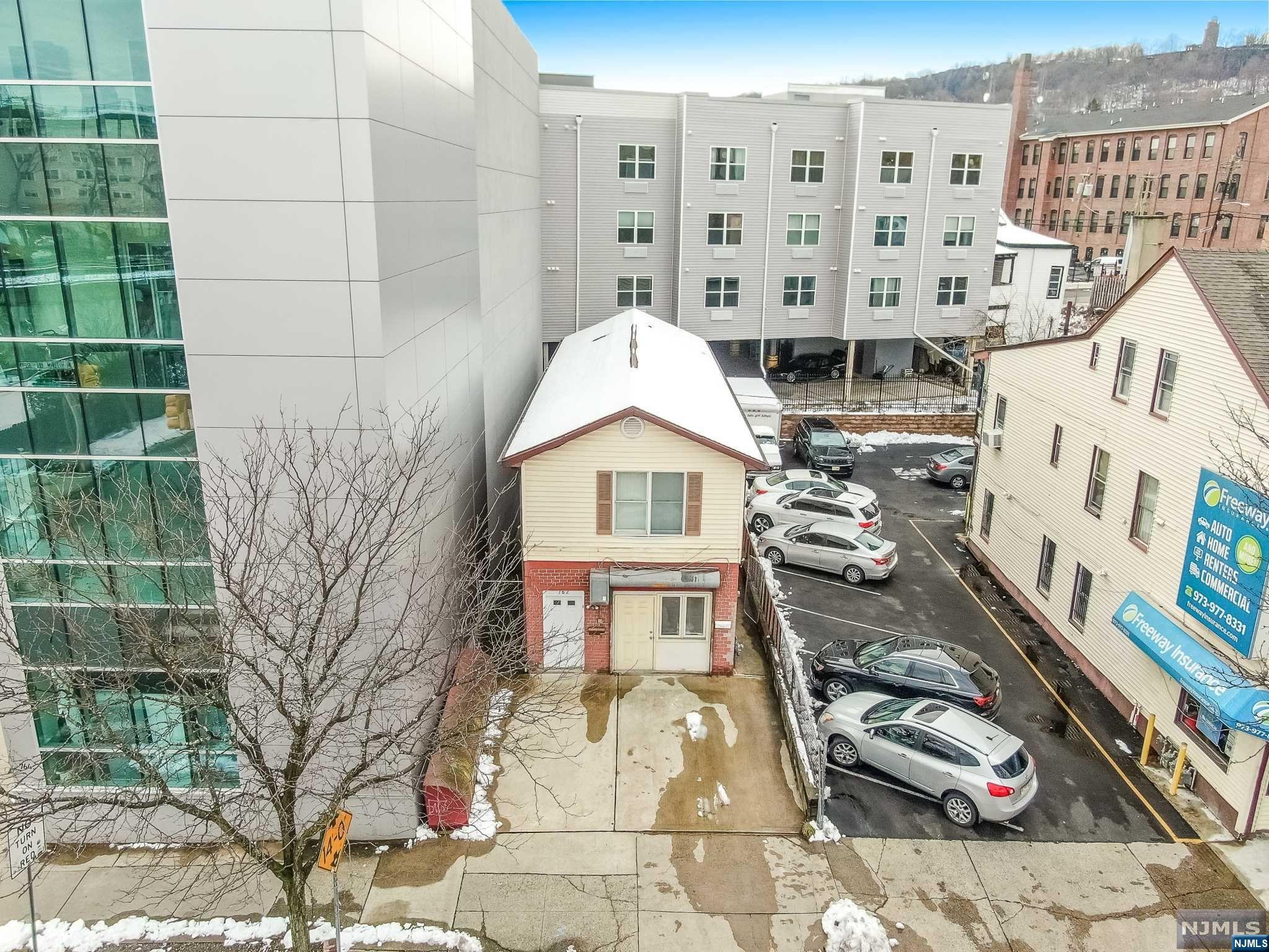 762 Main Street 1