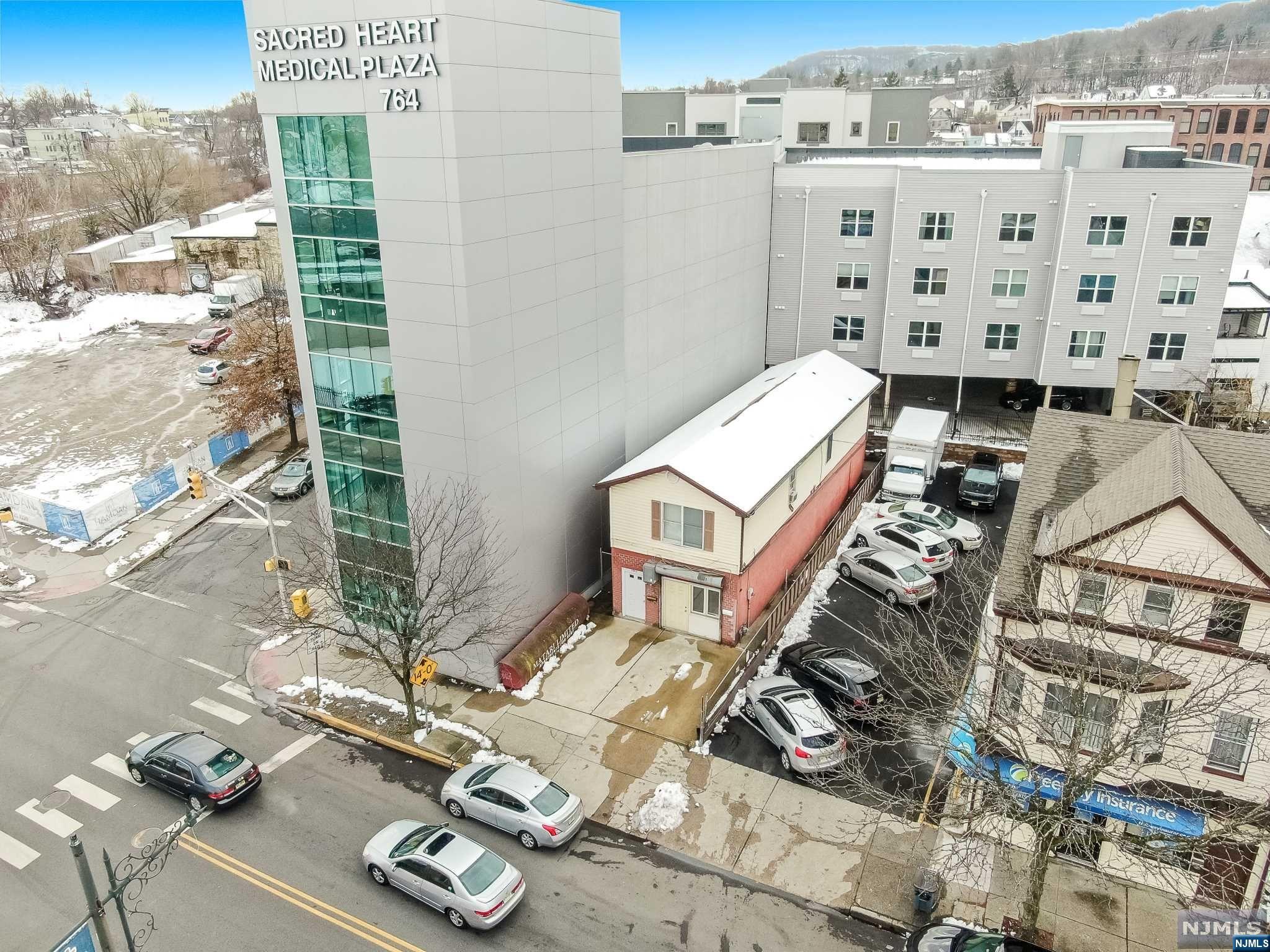 762 Main Street 1