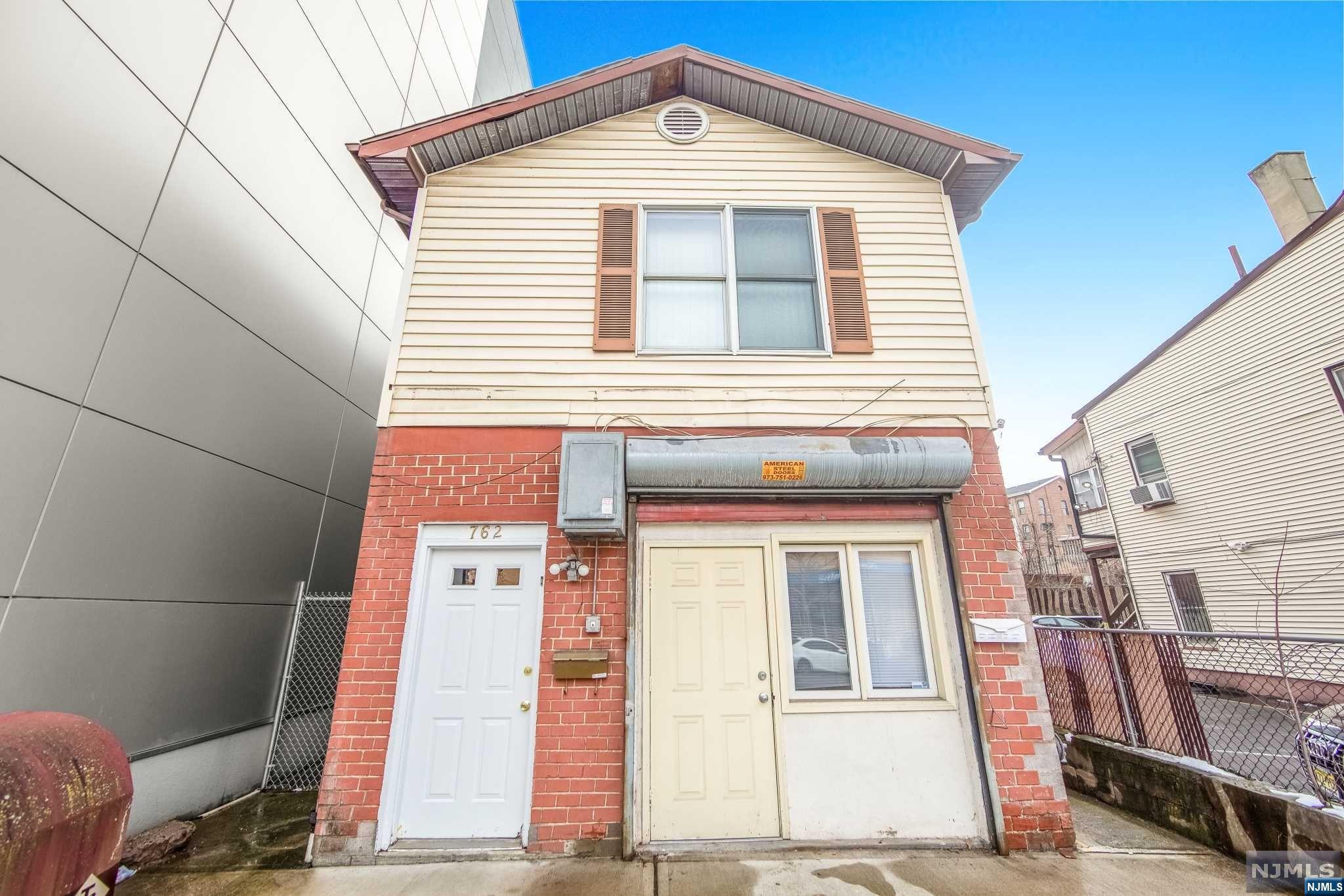 762 Main Street 1