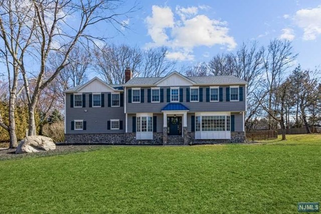 622 May Street