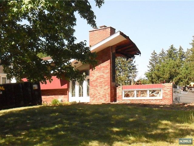27 Rickland Road