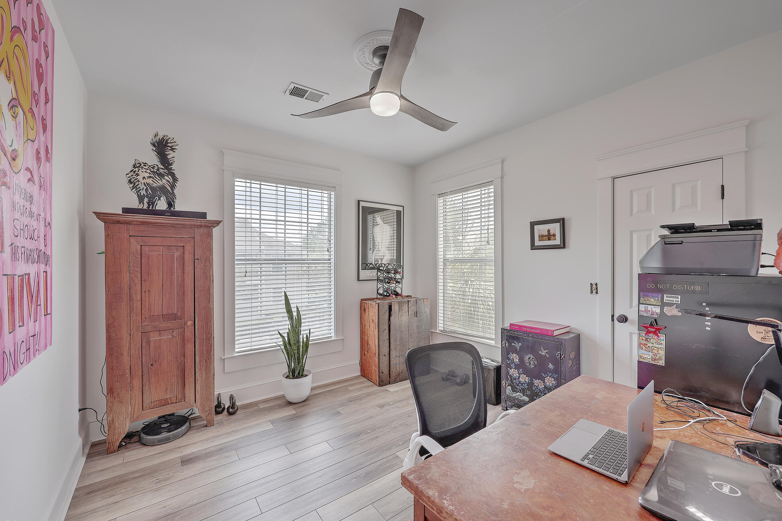 1600 Long Grove Drive Unit: 821