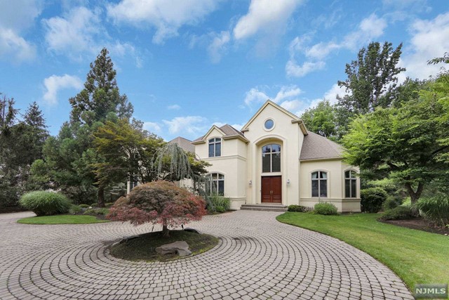 5 Longview Court