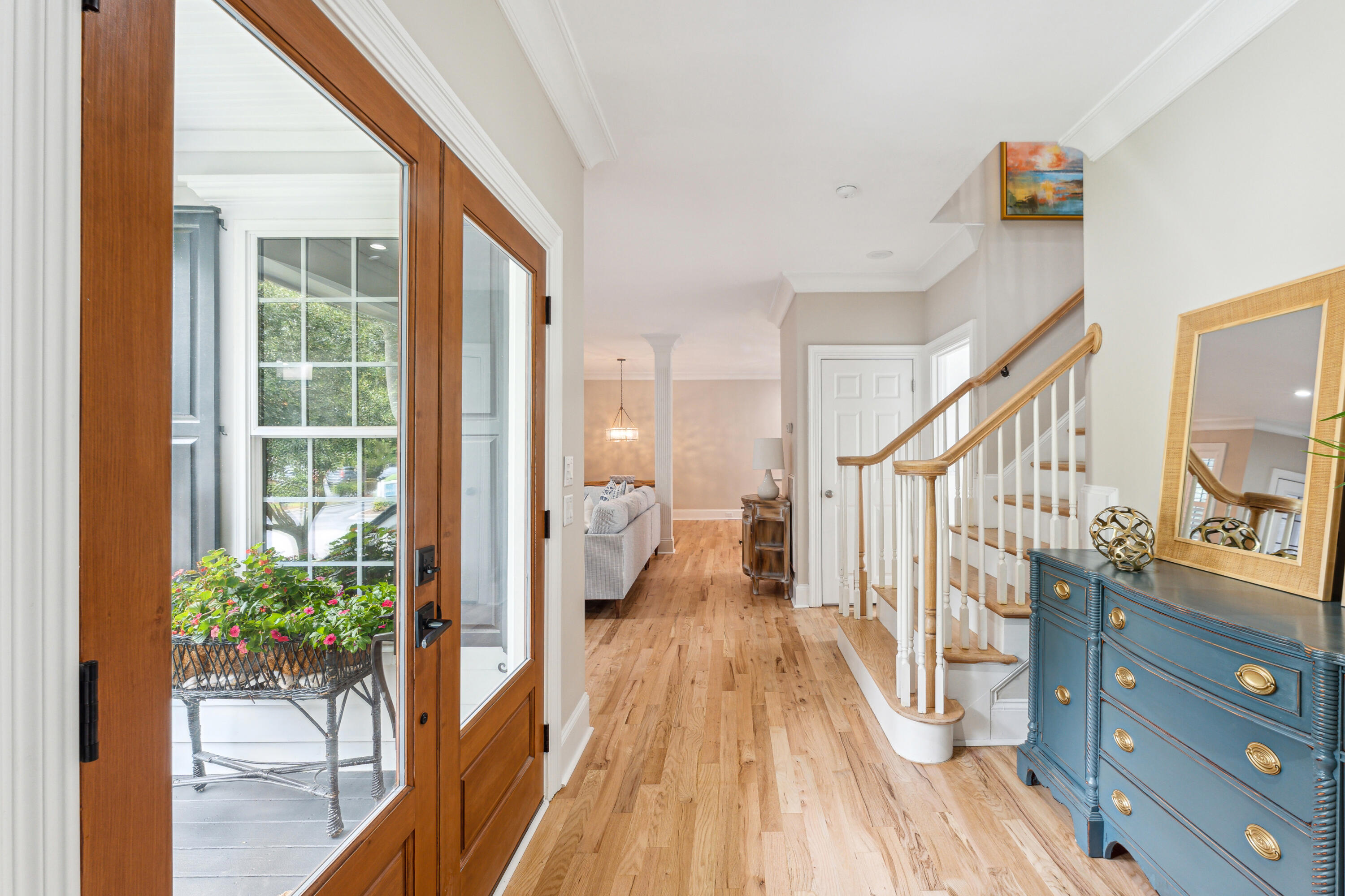 1102 Oak Overhang Street