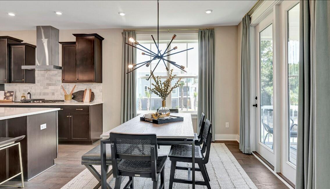1680 Farmers Way # 439