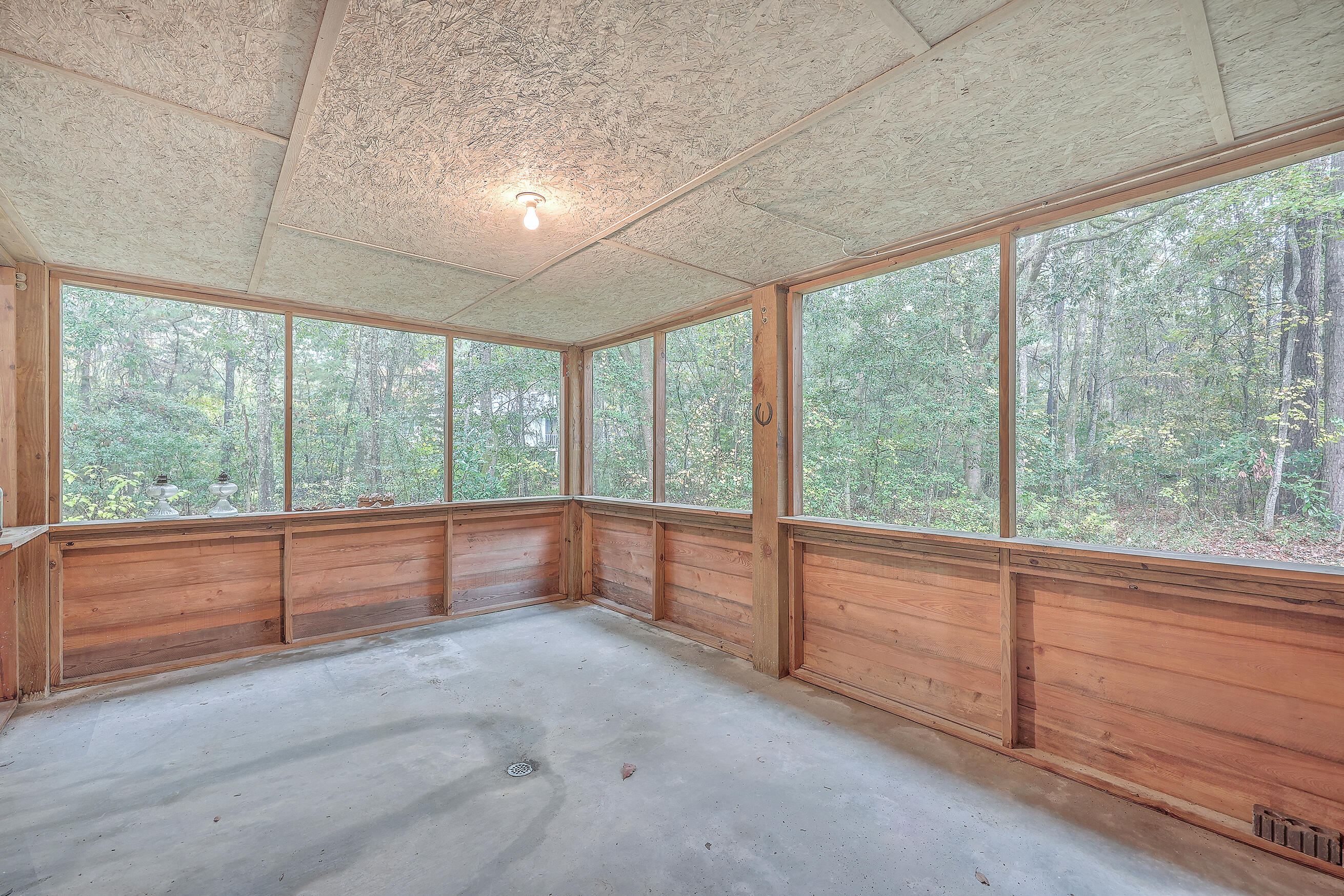 930 Crawford Drive