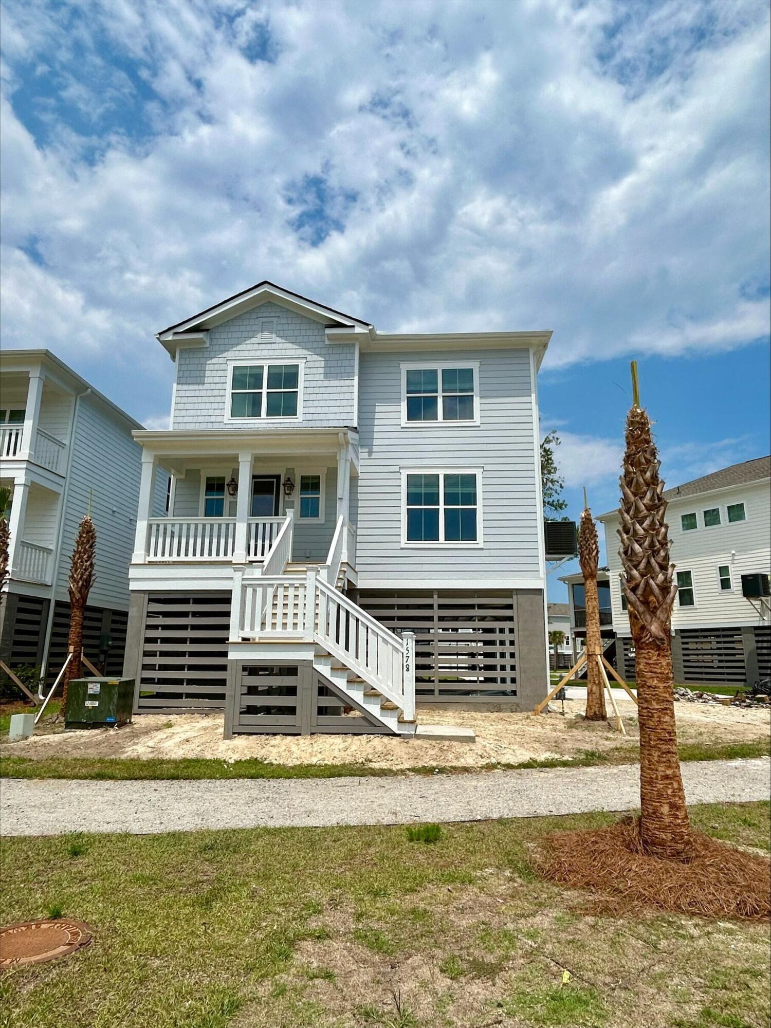 1578 North Lakeshore Drive # 1004
