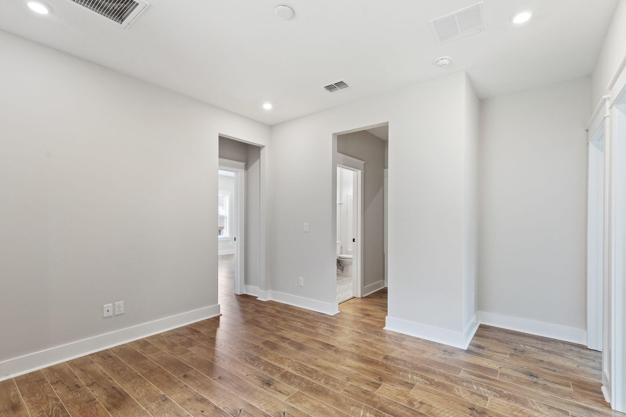 1578 North Lakeshore Drive # 1004