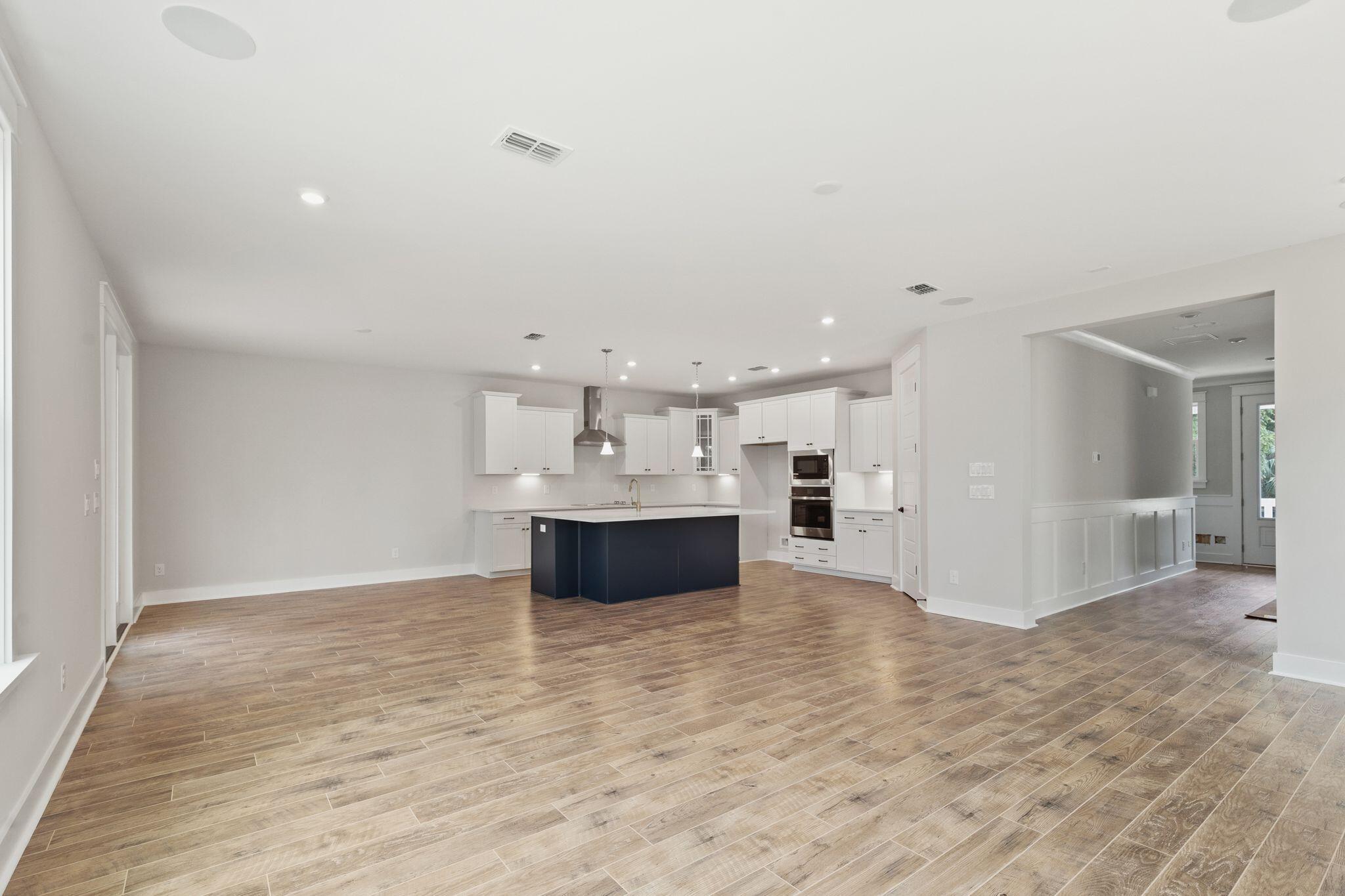 1578 North Lakeshore Drive # 1004