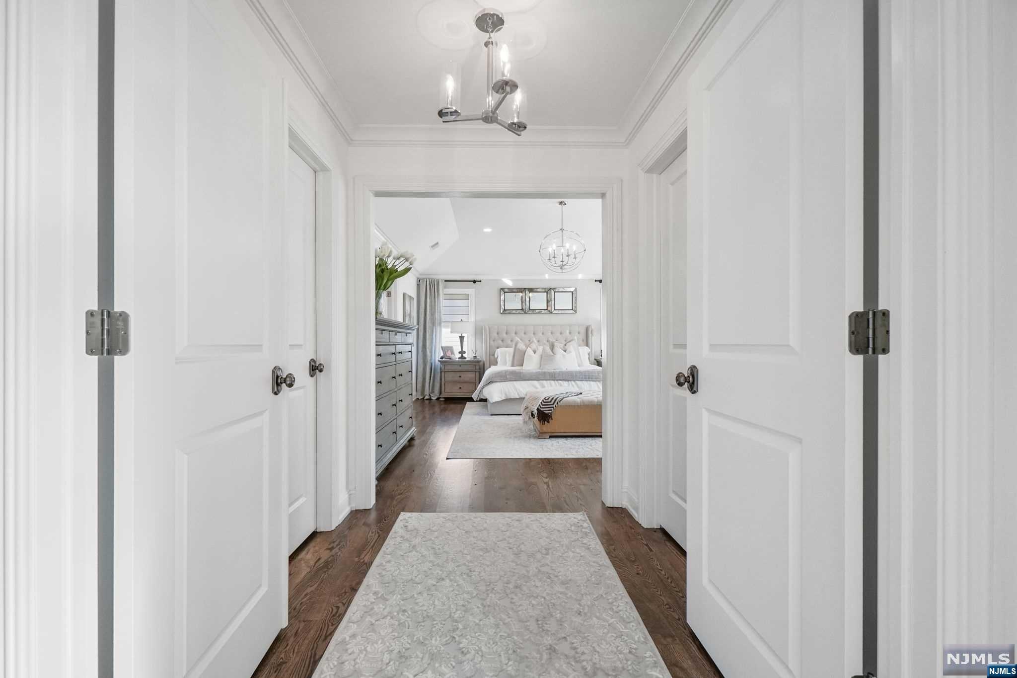 12 Glen Place