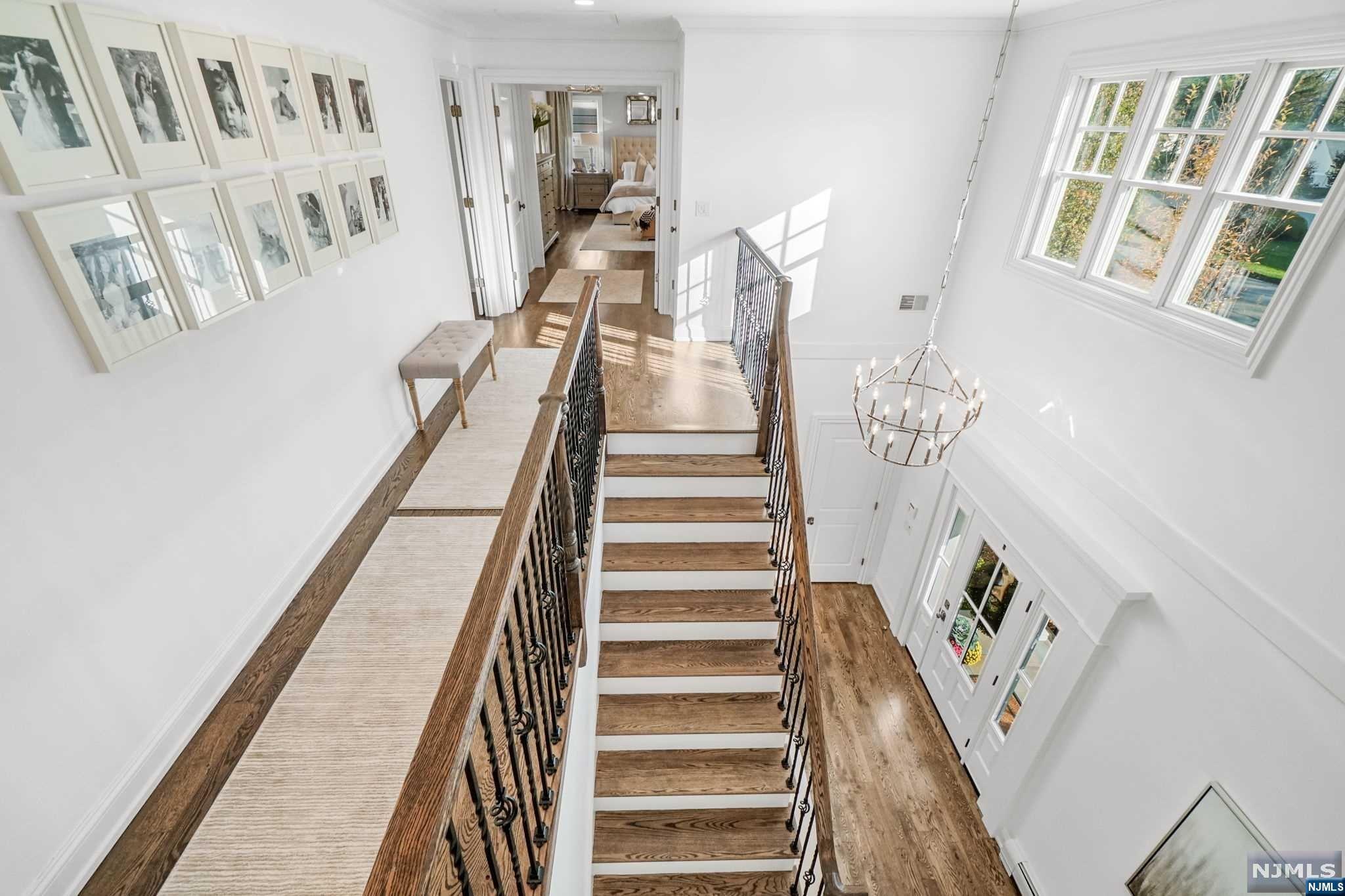 12 Glen Place