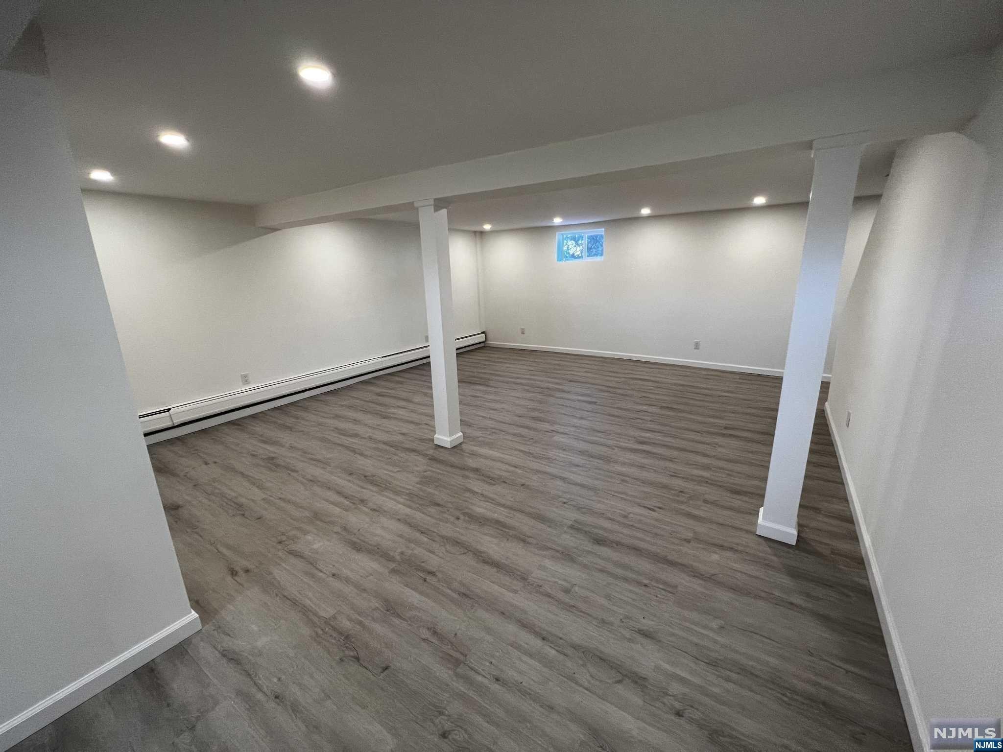 115 Paris Avenue