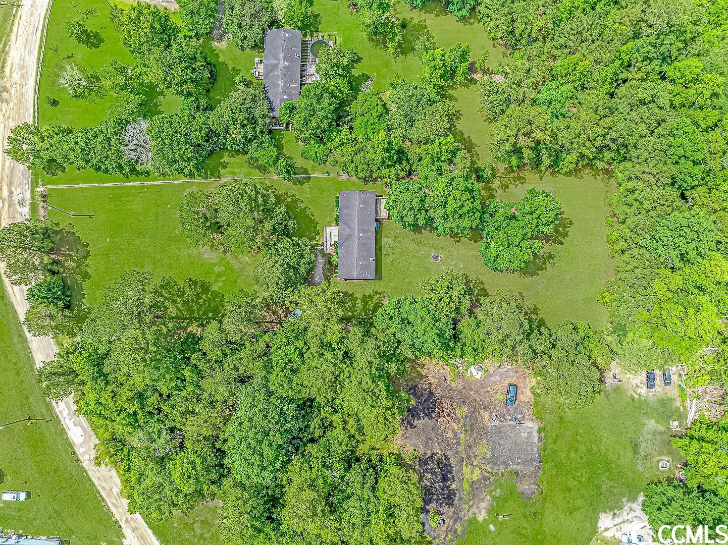 1406 Race Track Rd.