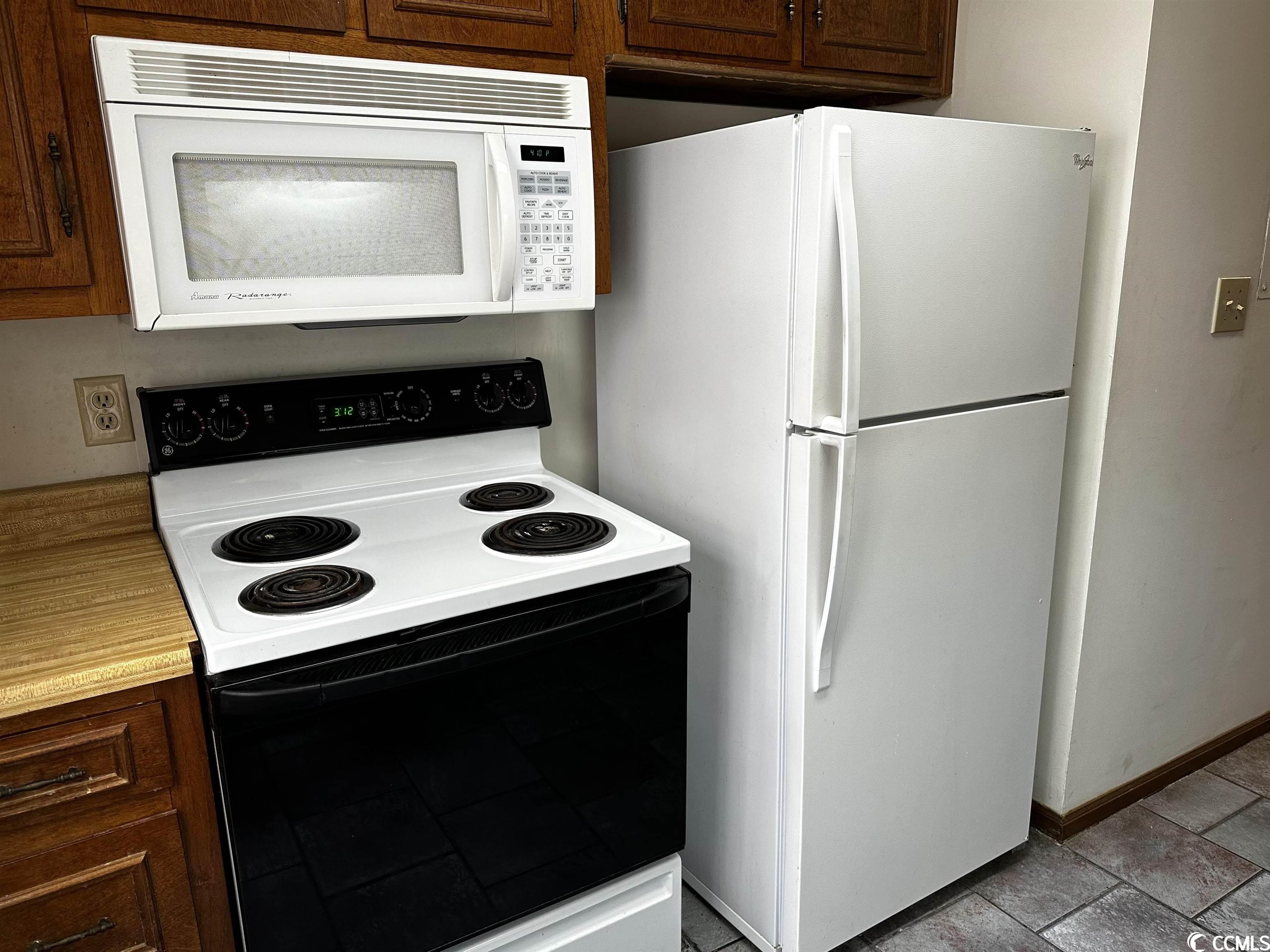 3015 Old Bryan Dr. Unit: 11-3
