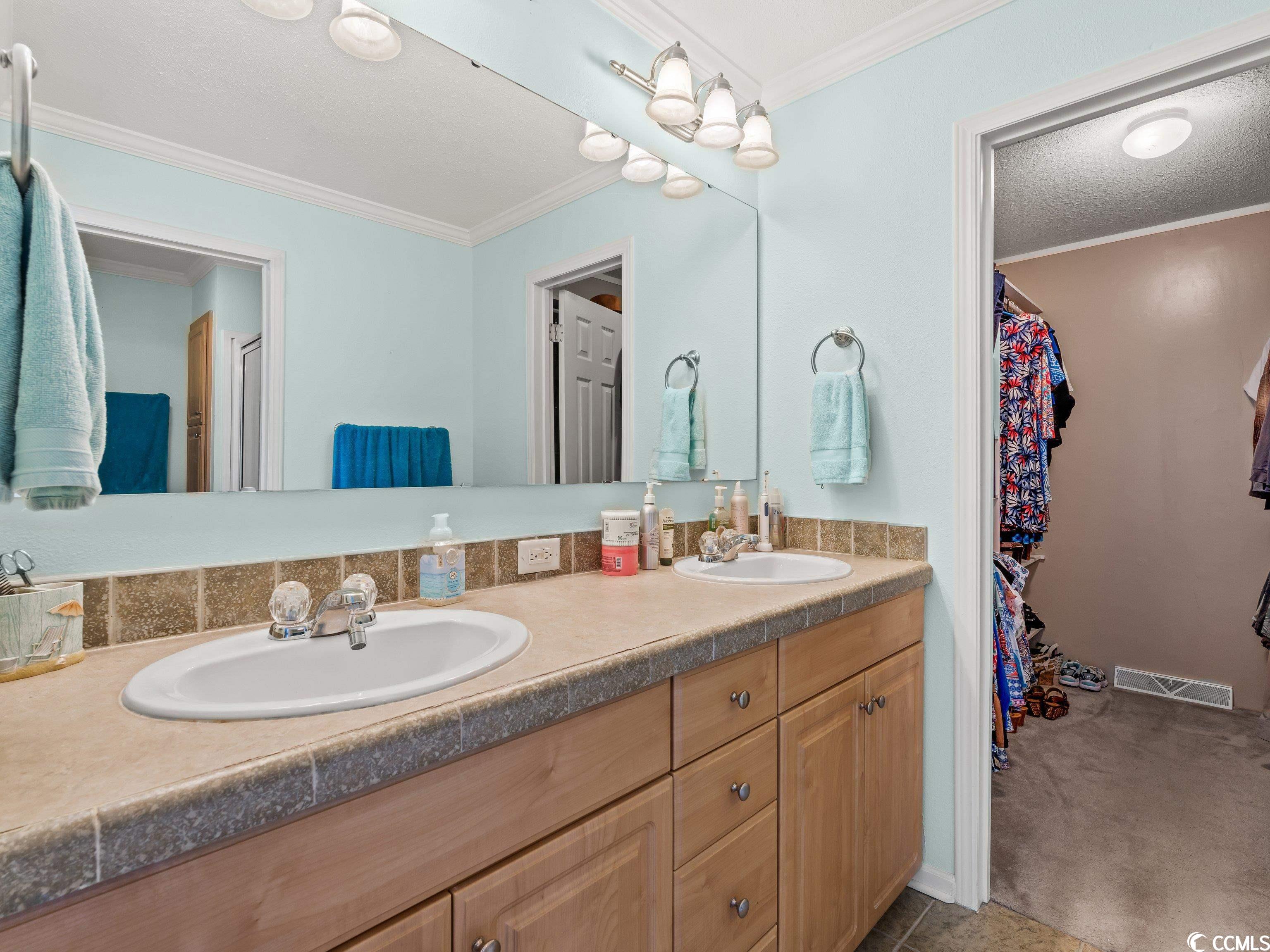 408 Eastlynn Dr.
