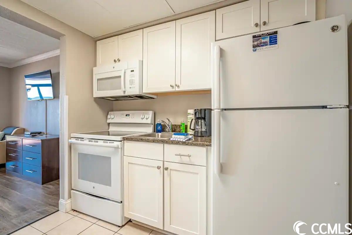6900 Ocean Blvd. N Unit: 305