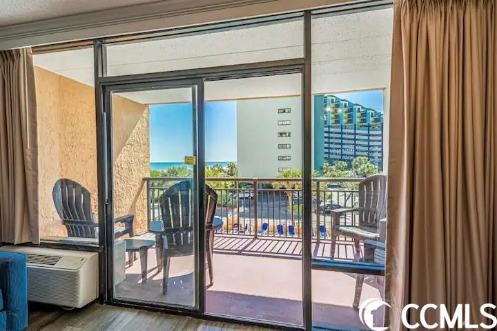 6900 Ocean Blvd. N Unit: 305