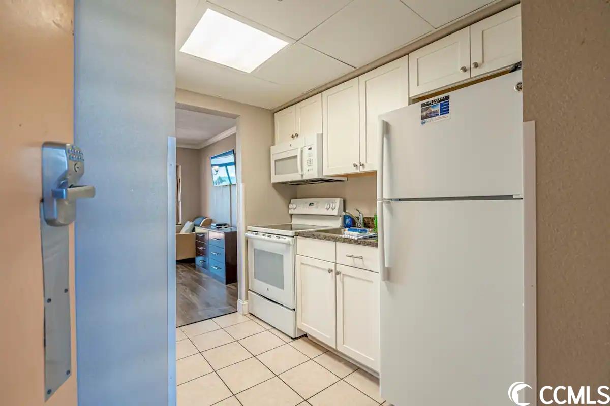 6900 Ocean Blvd. N Unit: 305