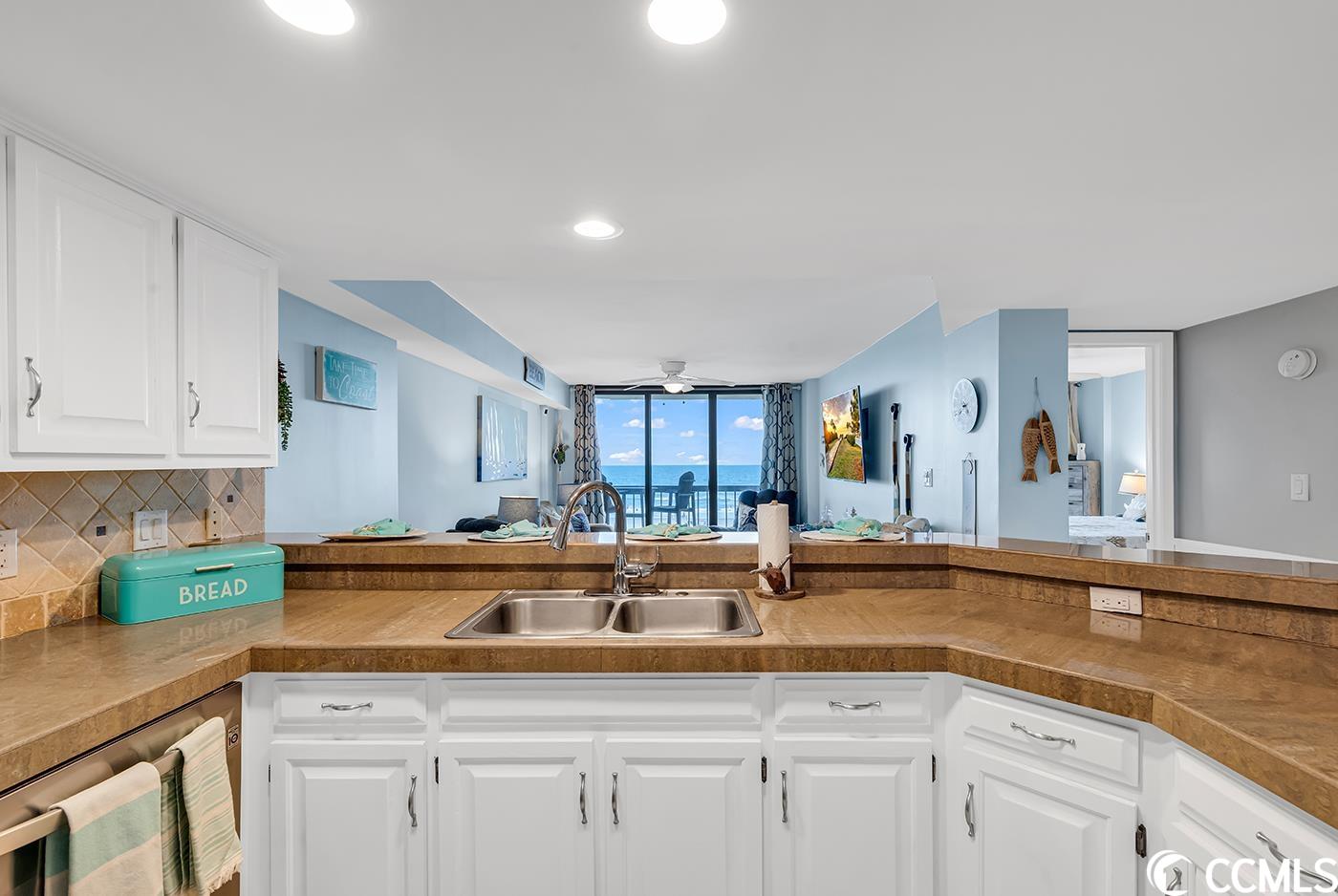 1015 Ocean Blvd. S Unit: 302