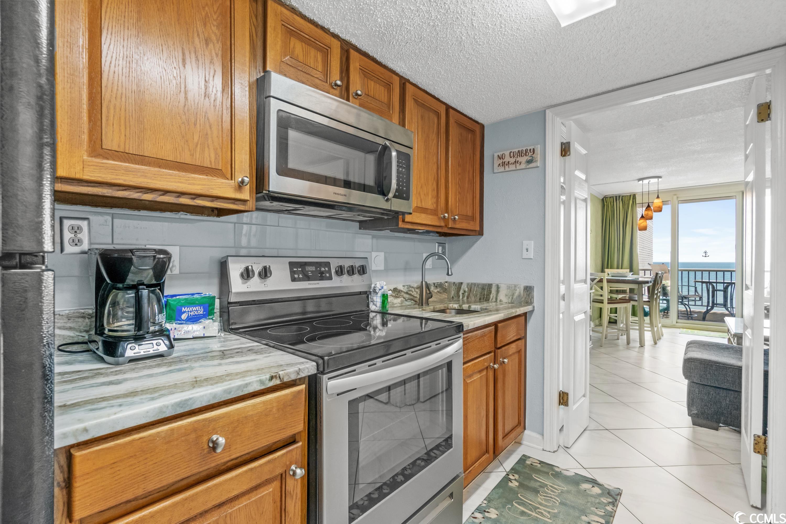 200 76th Ave. N Unit: 808