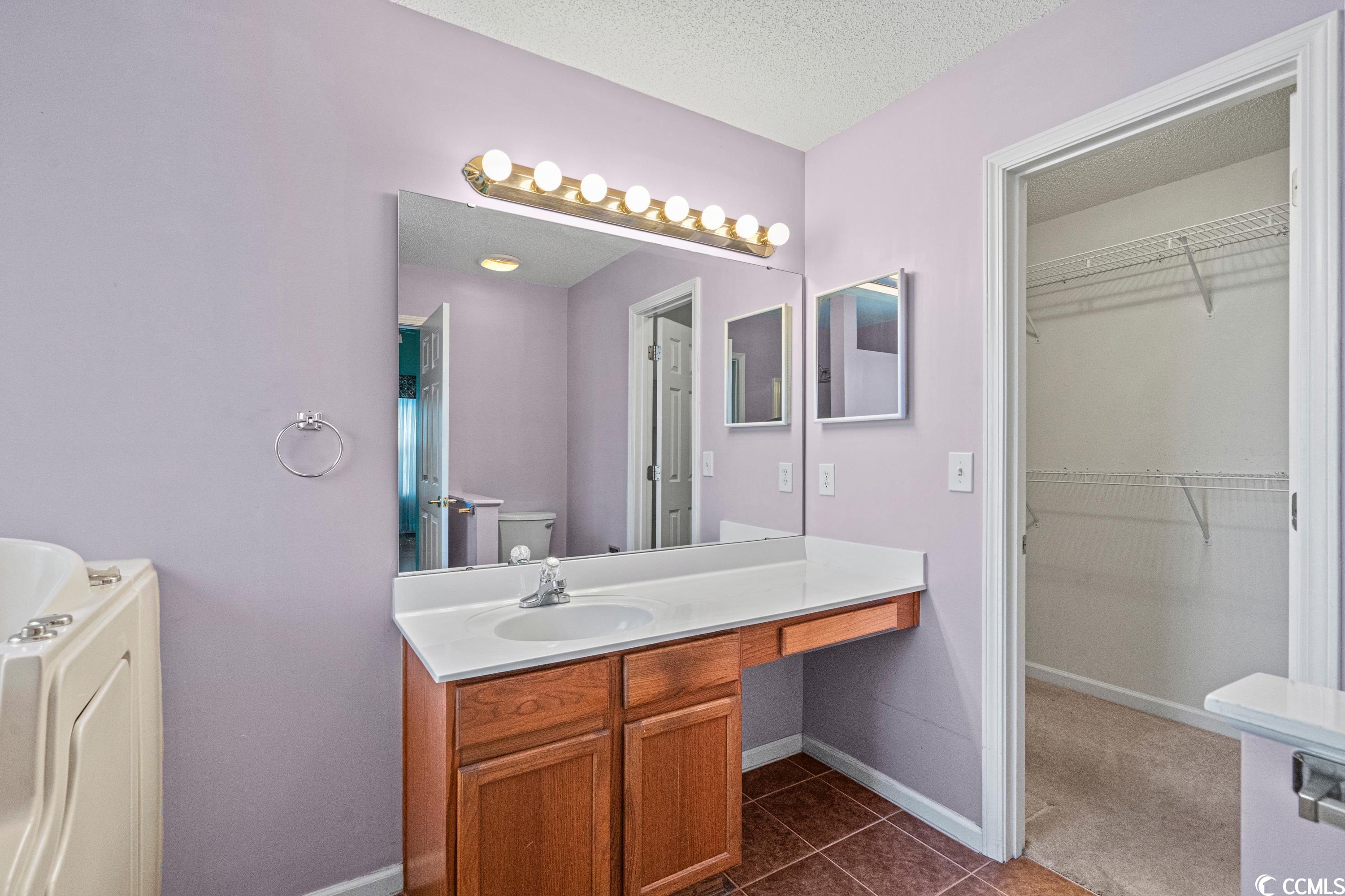 200 Covey Point Ct.