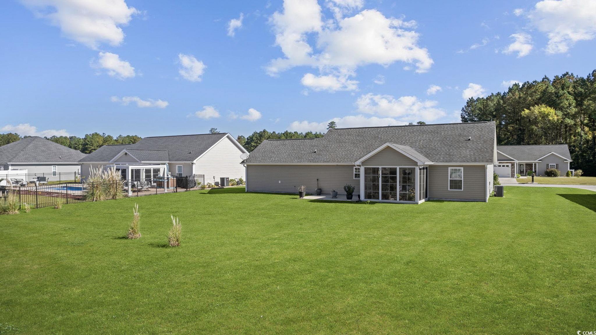 469 Oakham Dr.