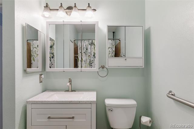 4760 S Wadsworth Boulevard Unit: M106