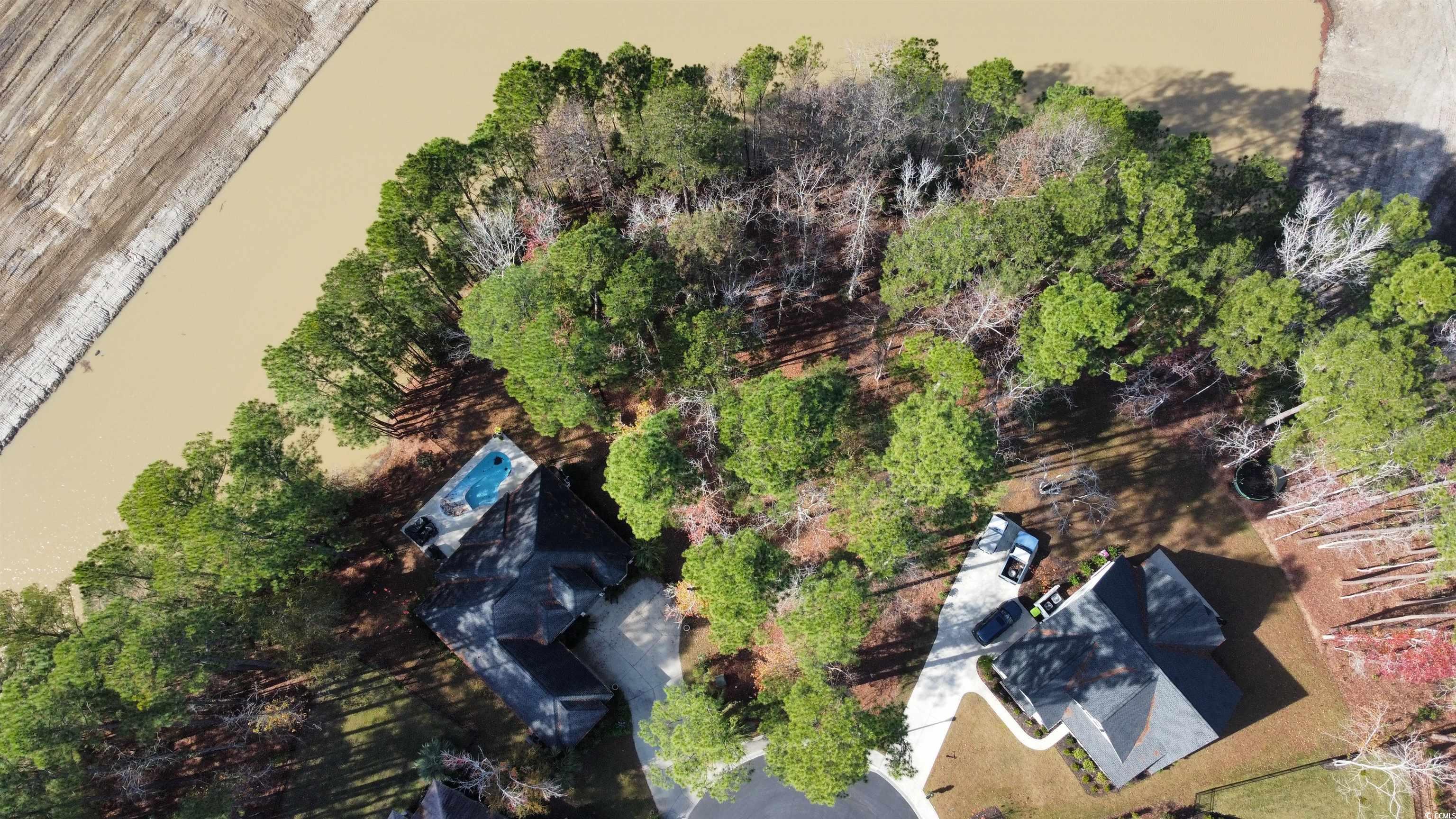 2859 McLeod Ln.