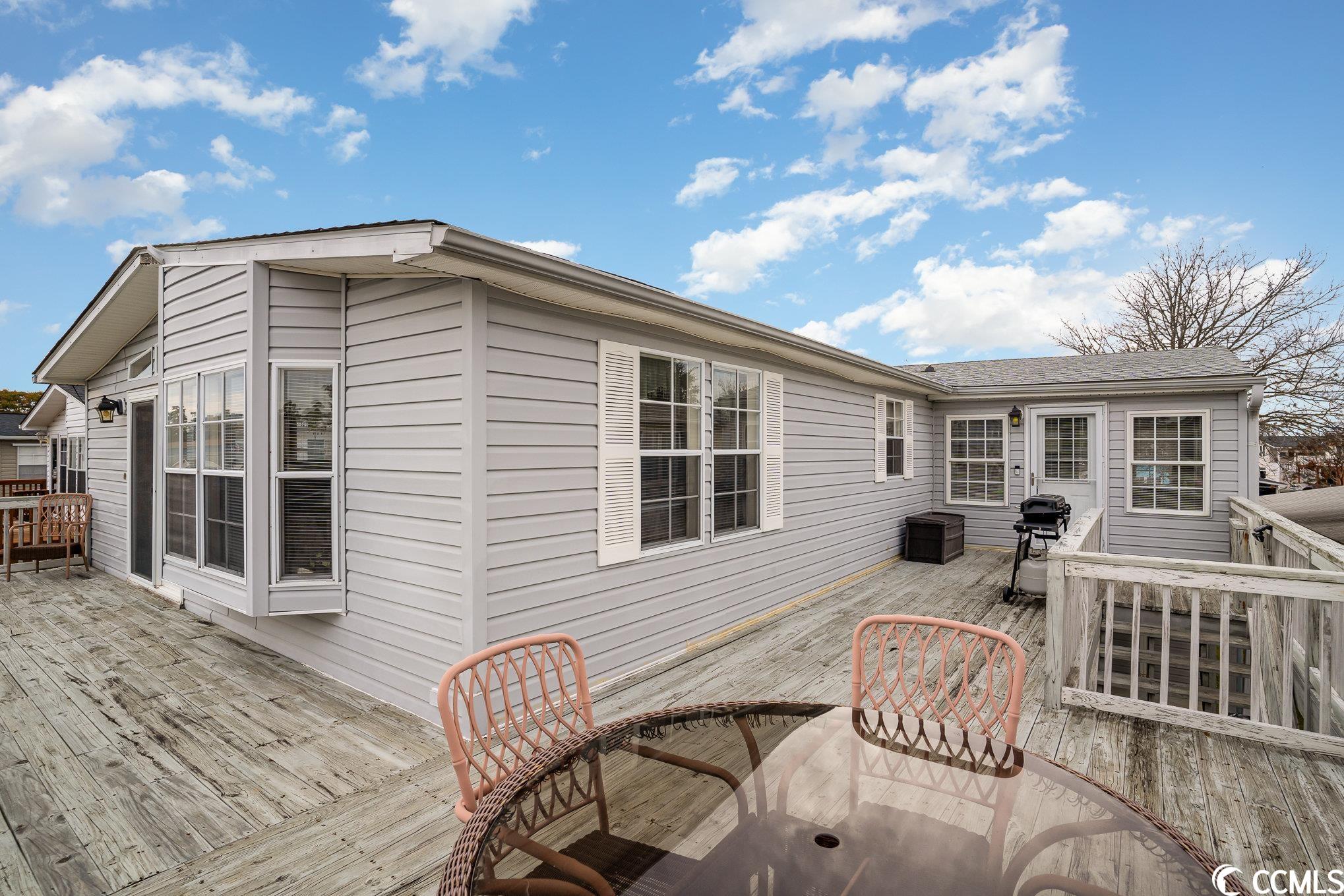 441 Oceanside Dr.