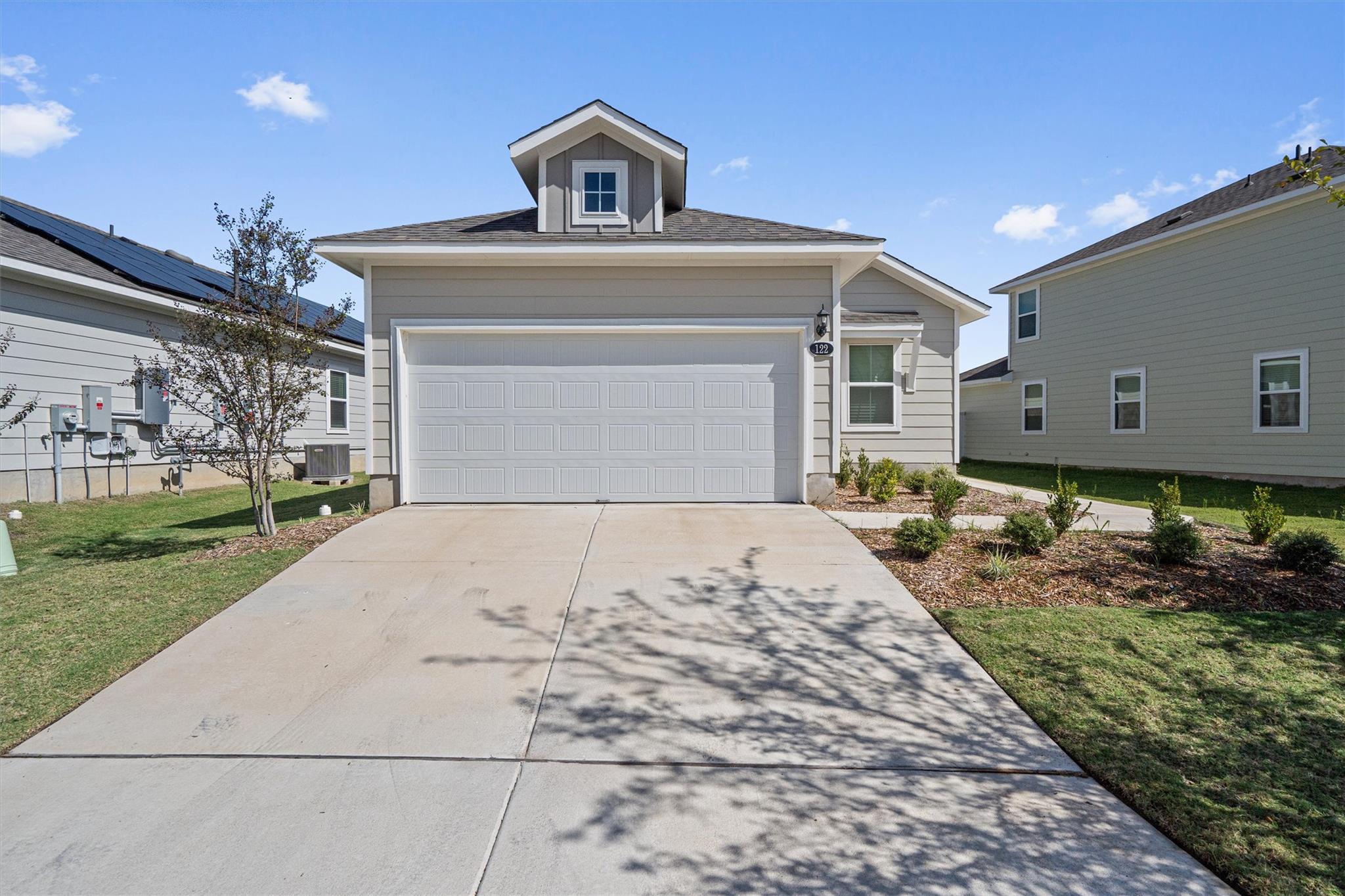 122 Bluestem DR