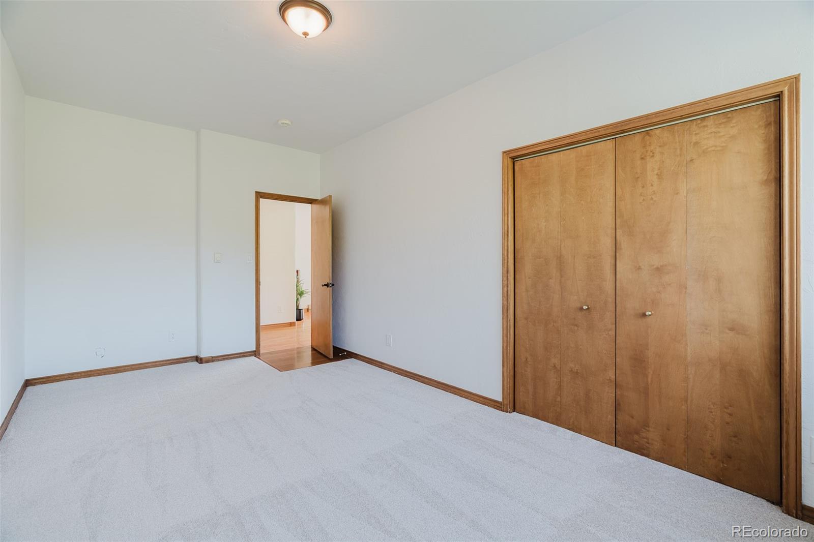 12135 Cochise Circle