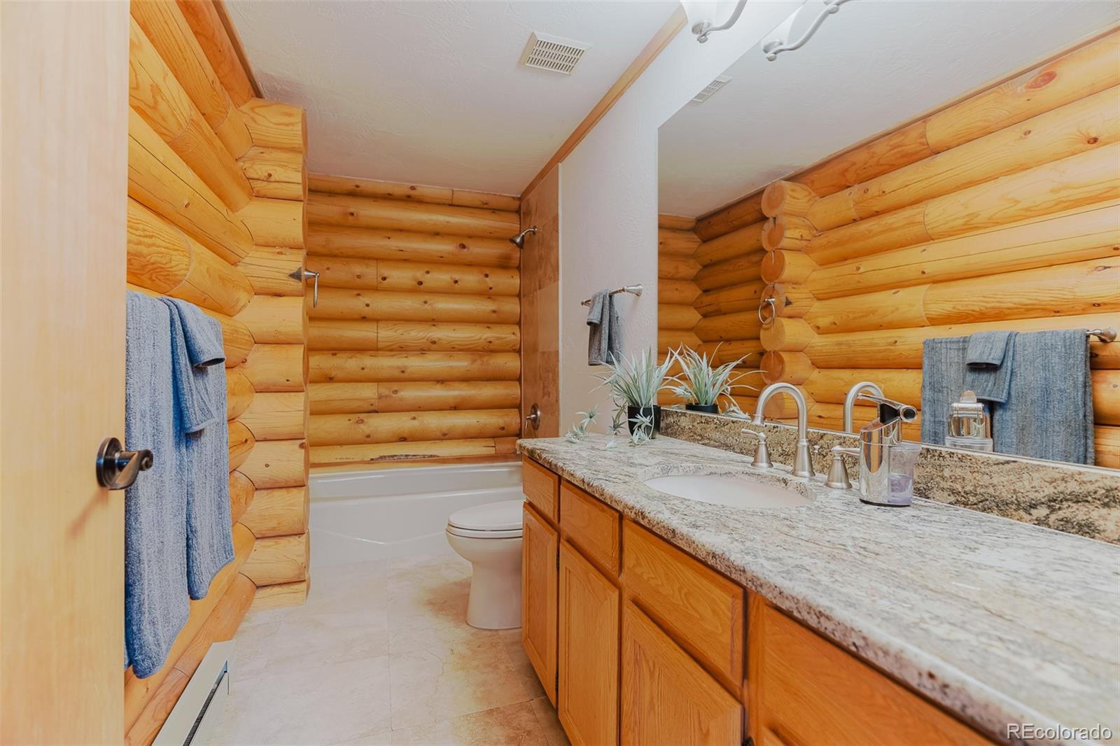 12135 Cochise Circle