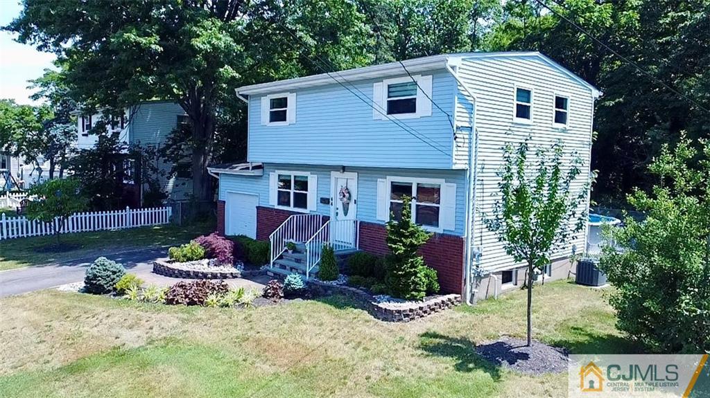 44 Fleetwood Drive