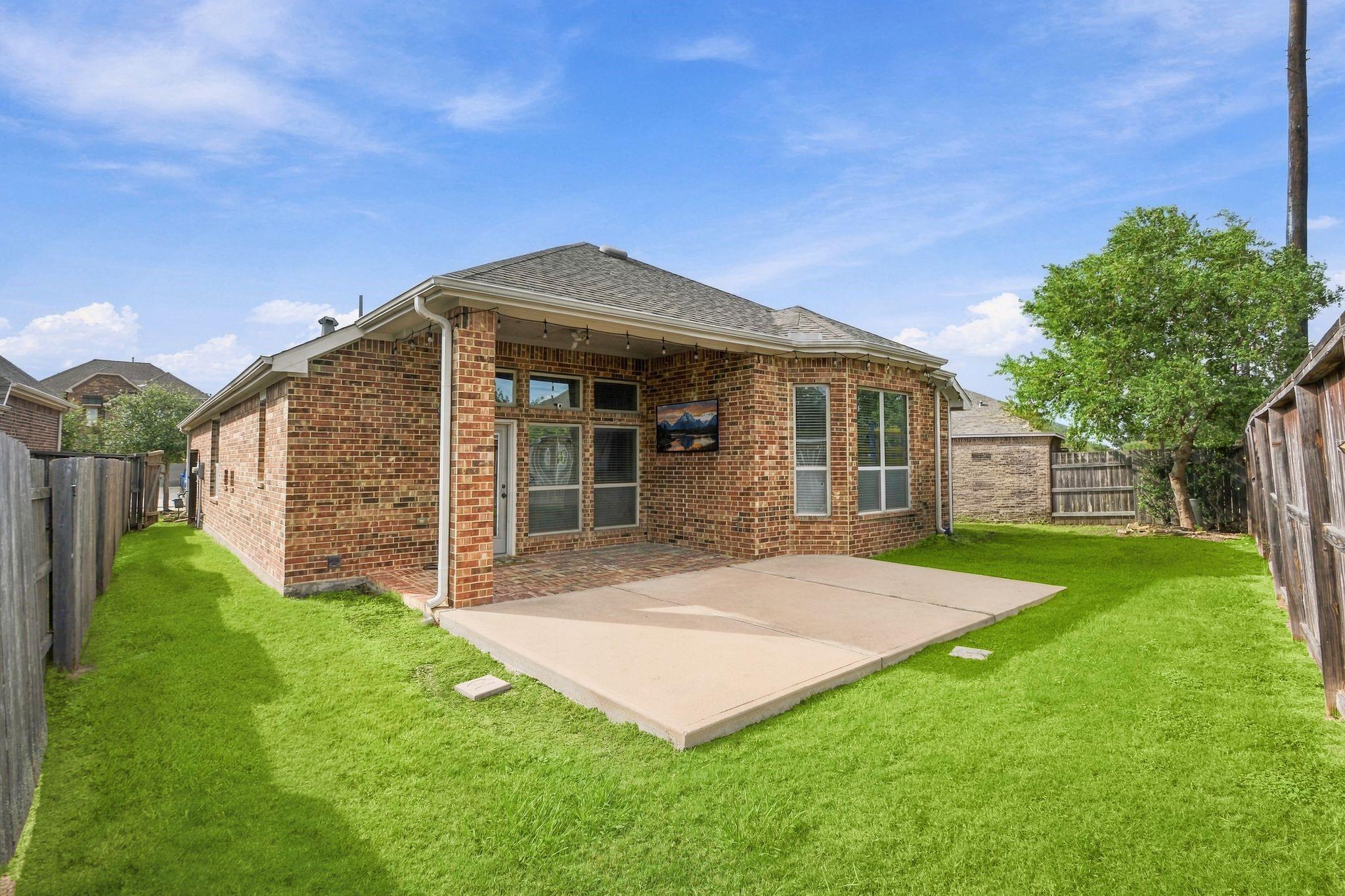 6722 Greenwood Valley Place