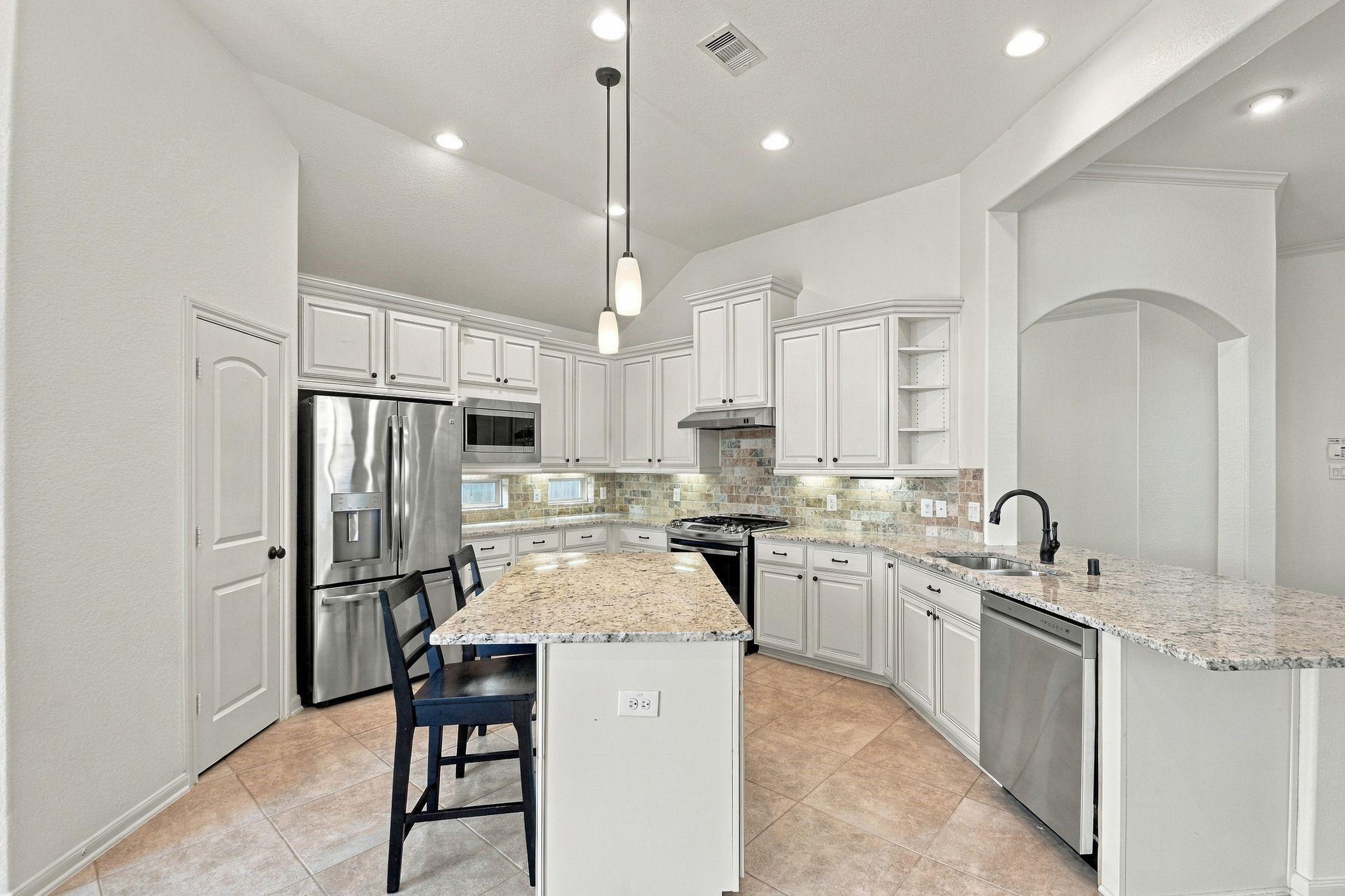 6722 Greenwood Valley Place