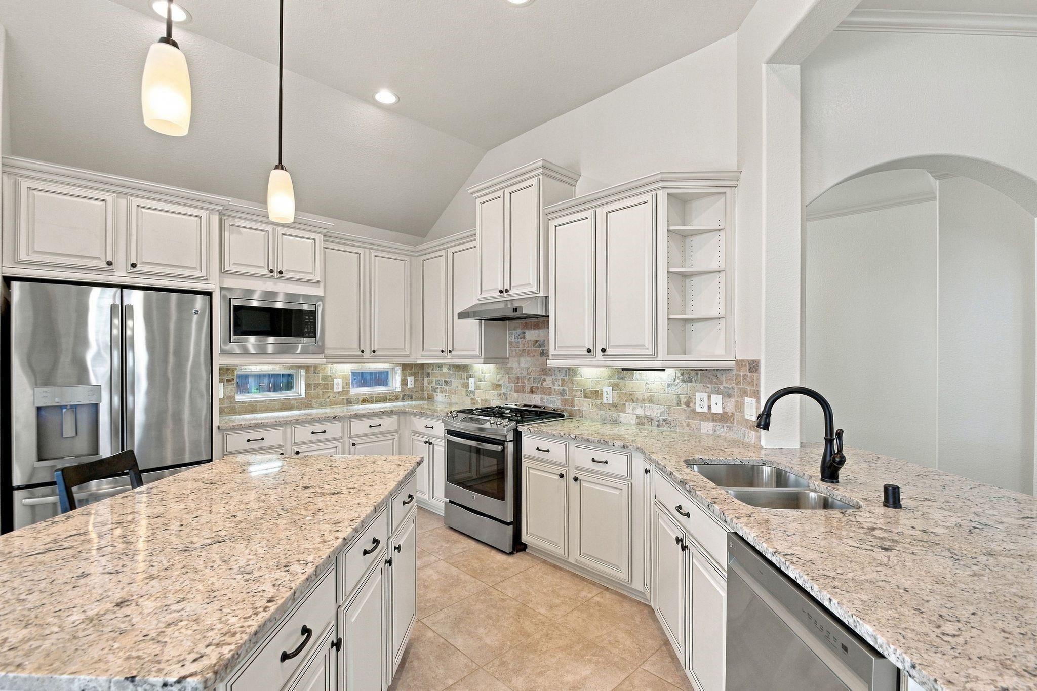 6722 Greenwood Valley Place