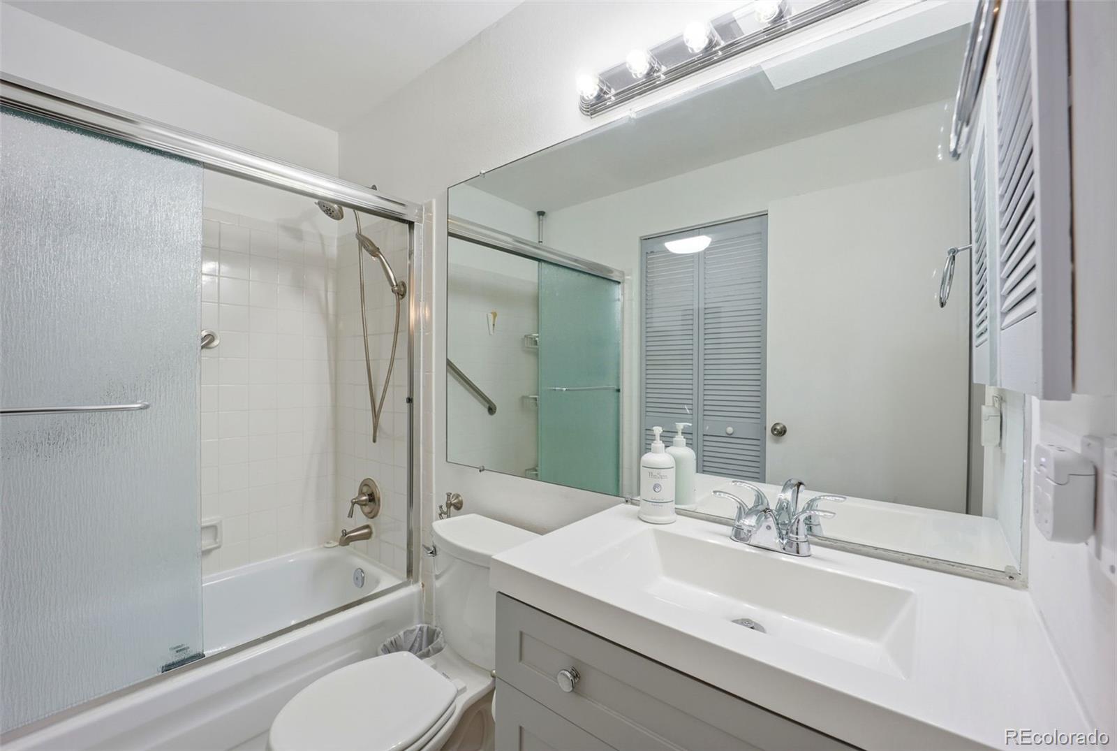 3482 S Eagle Street Unit: 203